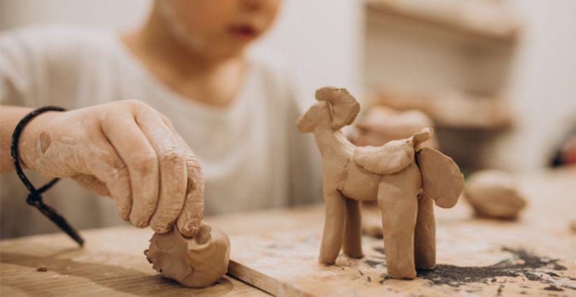 "Écoute et crée", atelier au Musée de la Faïence et de la Céramique