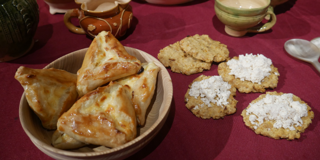 "Cuisine médiévale", atelier famille au Manoir de la Cour, à Asnières-sur-Vègre