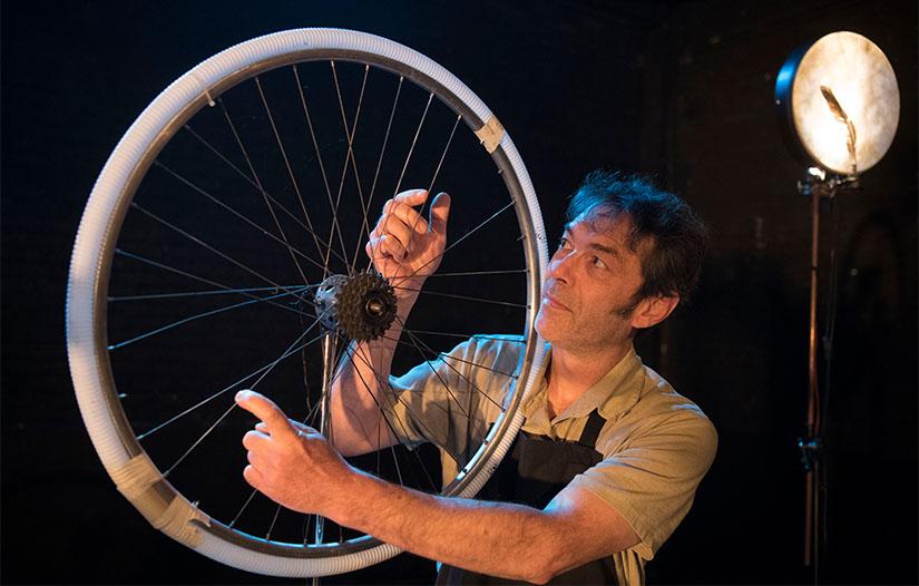 Spectacle "Tournicoteries et ritournelles", à l'Espace culturel Henri Salvador à Coulaines