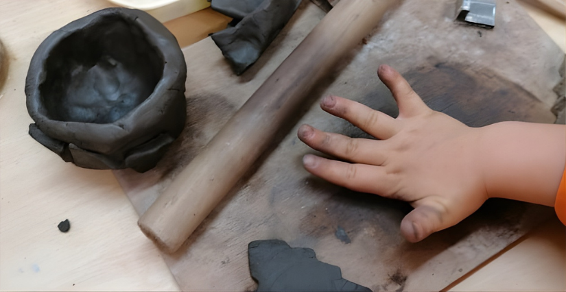 "L'argile des tout-petits", atelier au Musée de la Faïence et de la Céramique